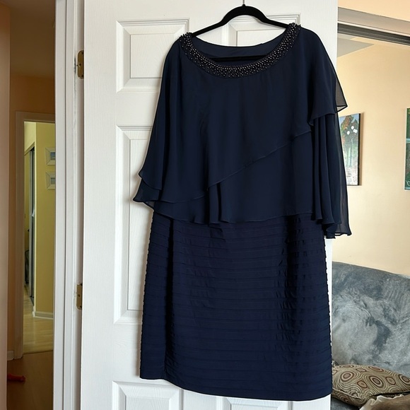 Dress 20w blue Adriana Papell pre owned like new - Picture 1 of 8